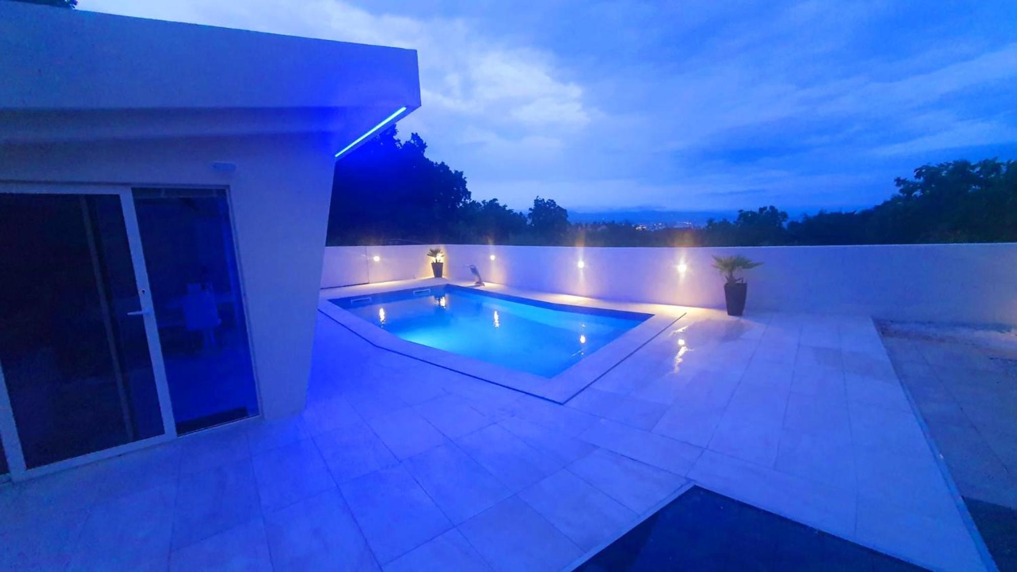 Penthouse Jacuzzi & Pool Apartmants Opatija Exterior foto